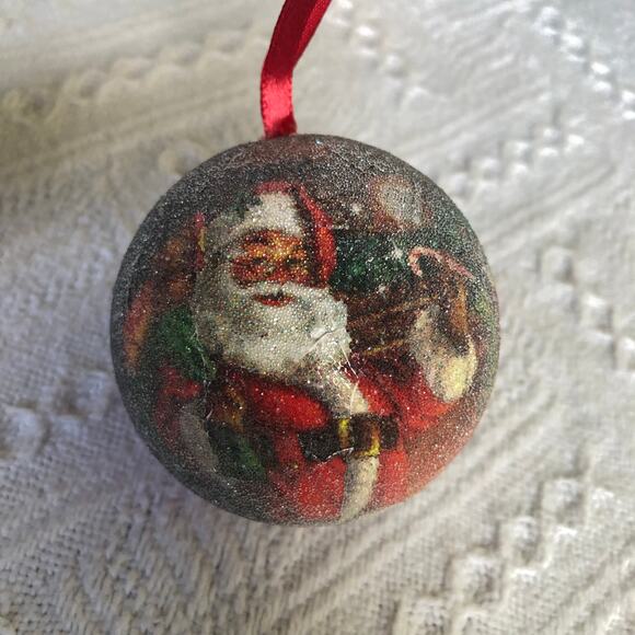 Vintage 1980s–1990s Sugar-Coated Old World Santa Foam Ball Ornament 3" - Picture 3 of 7
